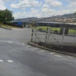 Sem metrô, passageiros relatam falta de ônibus em Belo Horizonte neste sábado de Carnaval
