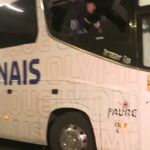 Jogo do Campeonato Francês é adiado após apedrejamento de ônibus de time