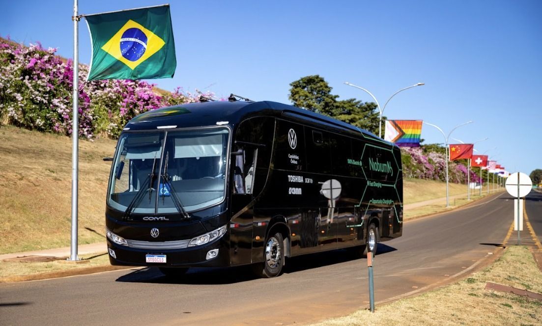 Primeiro ônibus elétrico com bateria que carrega em 10 minutos é apresentado em Araxá