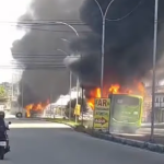 Ônibus são incendiados em Duque de Caxias, no Rio de Janeiro