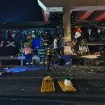 FOTOS: Veja imagens do ônibus que bateu em viaduto, matou 10 pessoas e feriu outras 42, em SP