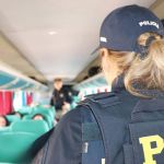 Homem é preso em Juiz de Fora por suspeita de importunação sexual dentro de ônibus