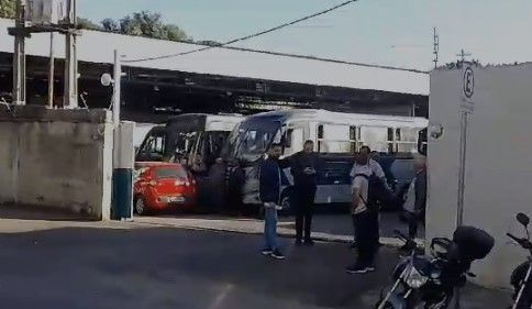 Paralisação de motoristas afeta pelos menos 20 linhas de ônibus de BH; veja quais