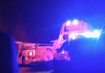 Ônibus com mineiros que voltava de Guarapari teve 'desvio repentino' antes de tombar na BR-262