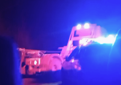 Ônibus com mineiros que voltava de Guarapari tomba e deixa mortos na BR-262