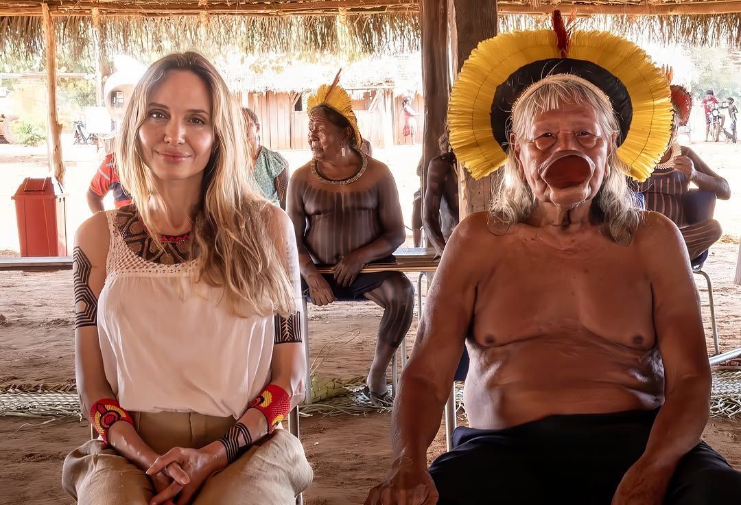 Lula visita aldeia do Cacique Raoni após passagem de Angelina Jolie