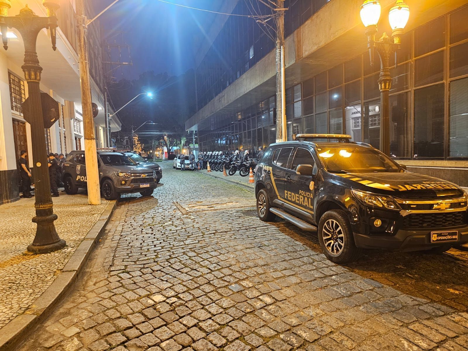Operação 'Esboço Final' da PF prende dois suspeitos de recrutarem 'mulas do tráfico'