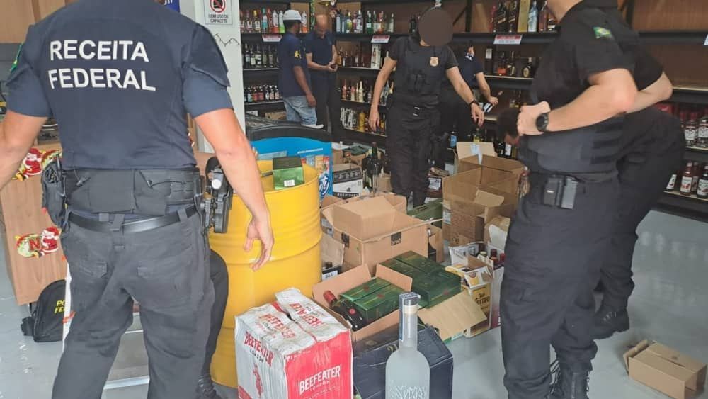'Tequila fake' e outras bebidas avaliadas em R$ 750 mil são apreendidas pela PF em BH