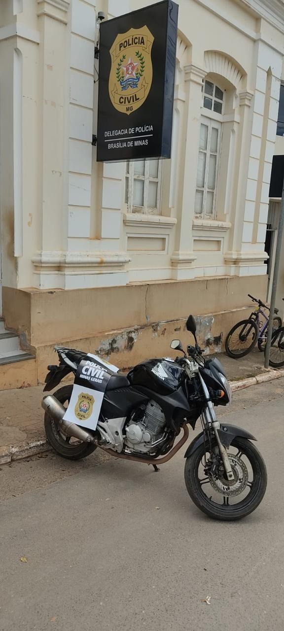Suspeito de roubo a ourivesaria é preso durante operação da Polícia Civil em Brasília de Minas