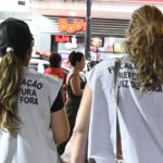 Operação Comércio Legal apreende 400 itens de ambulante no Centro de JF