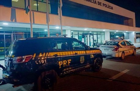 Carro da Polícia Rodoviária Federal