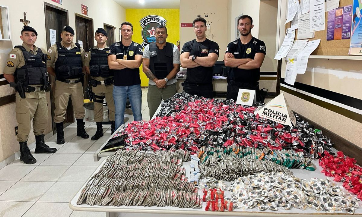 Operação Feliz Natal: mulher é presa e 55 kg de drogas embaladas para venda são apreendidas em MG