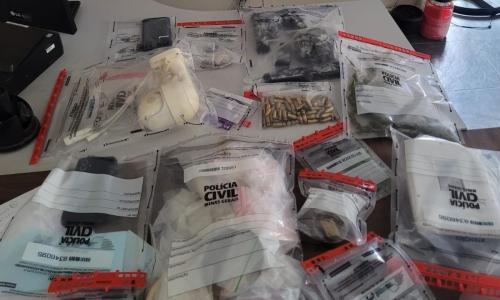 Materiais apreendidos durante Operação Lutando pela Vida em Viçosa Foto Divulgação PCMG.jpg