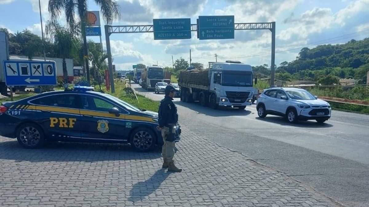 Feriado 12 de Outubro: PRF aumenta fiscalização nas estradas mineiras