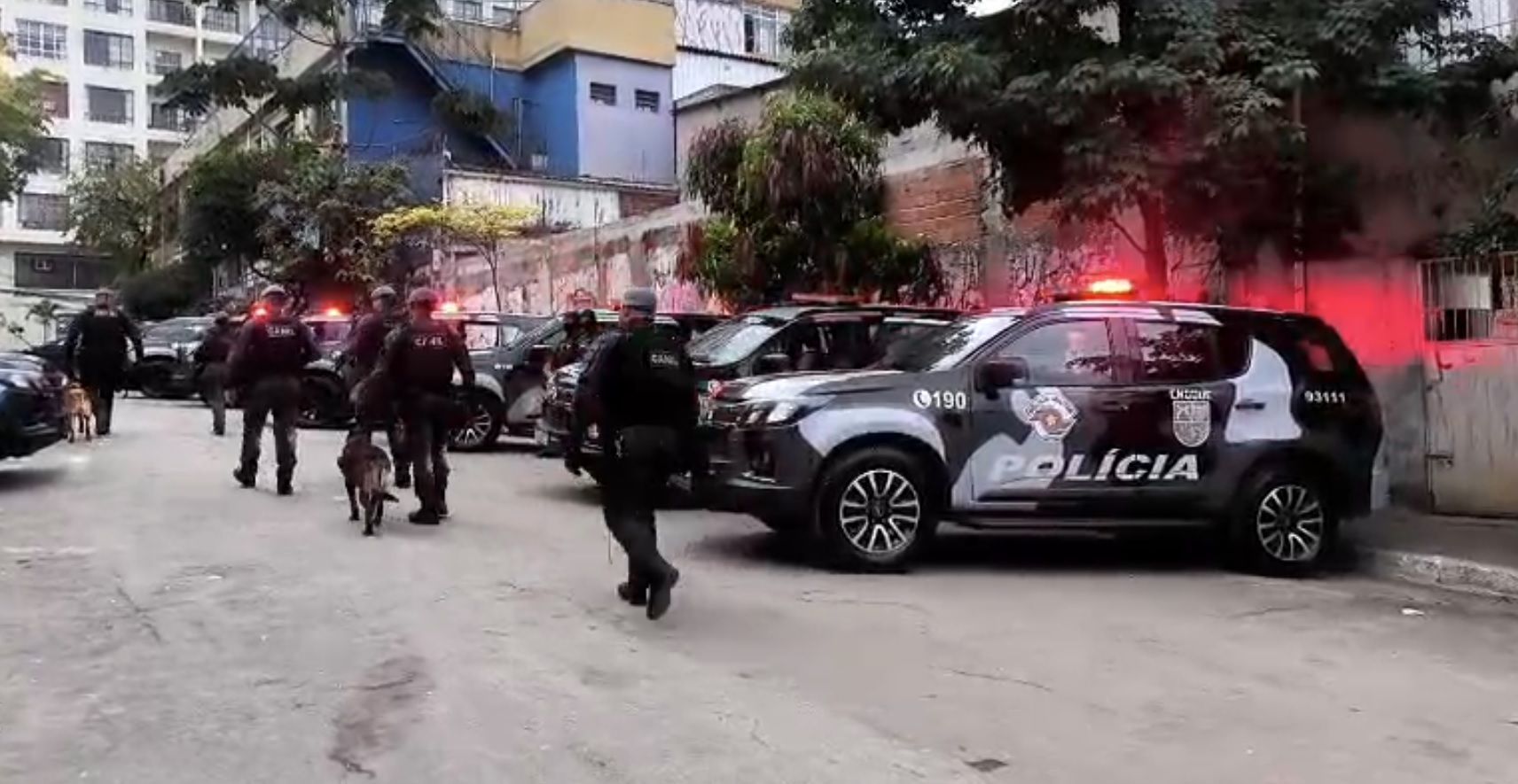 São Paulo: polícia faz operação em endereços ligados ao traficante Léo do Moinho