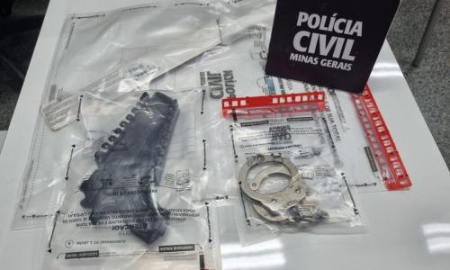 Objetos apreendidos na operação contra violência contra a mulher em Juiz de Fora