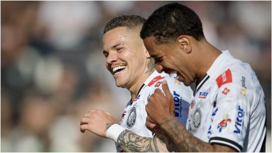 Operário-PR comemora gol marcado diante do Volta Redonda-RJ