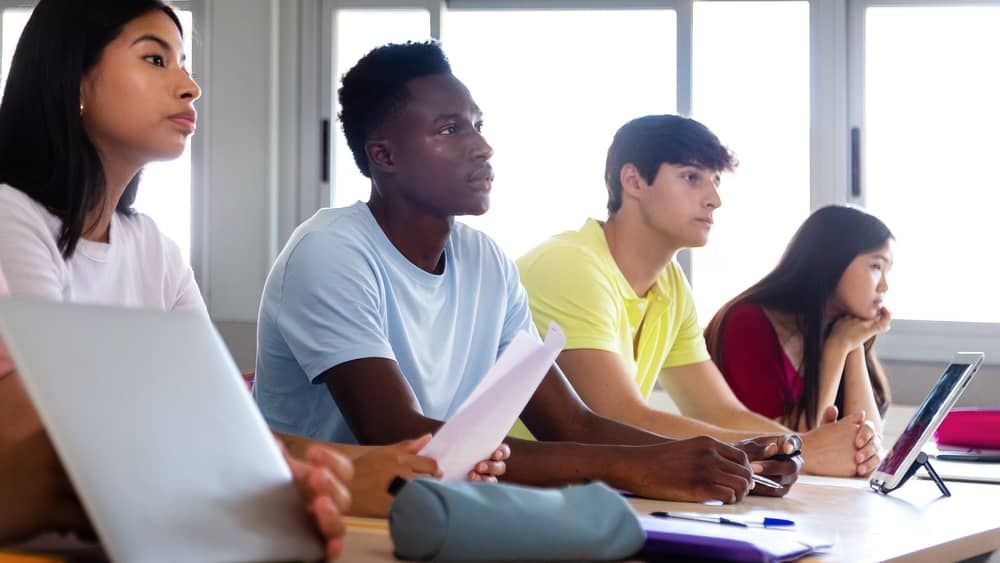SENAI abre as portas para a sociedade e apresenta oportunidades de carreira para jovens