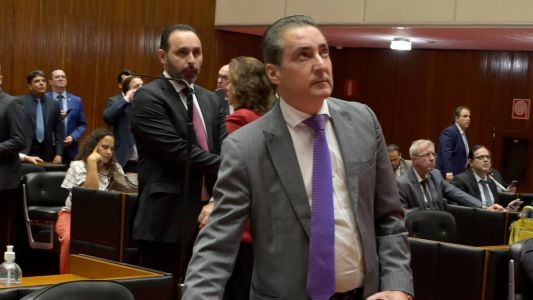 Oposição e base governista se entenderam para 'carimbar' parte da arrecadação