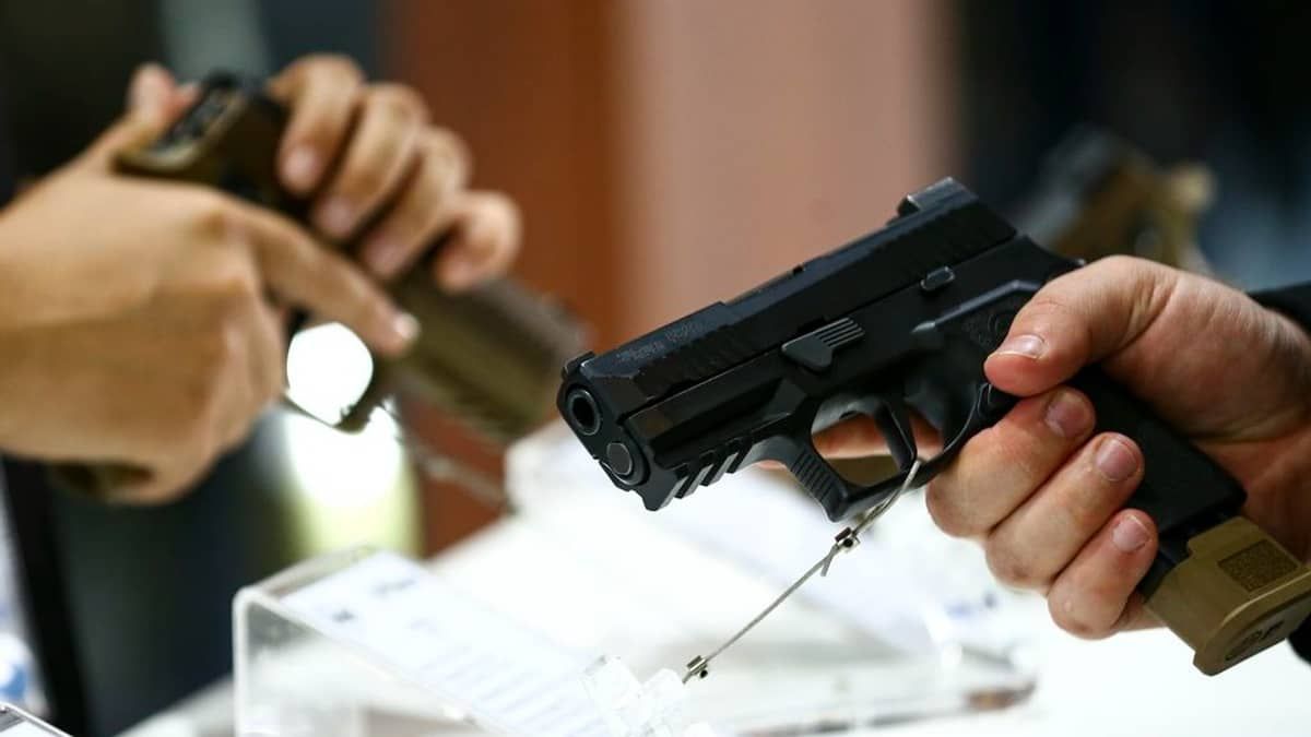 Deputados de oposição pedem suspensão de decreto com restrições às armas assinado por Lula
