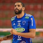 CBV adia semifinal entre Cruzeiro e São José após liminar autorizar Wallace a jogar
