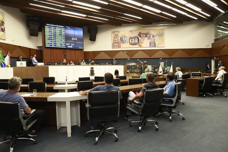 Câmara de BH aprova orçamento com 'rombo' de R$ 180 milhões
