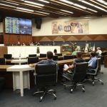 Câmara de BH aprova orçamento com 'rombo' de R$ 180 milhões