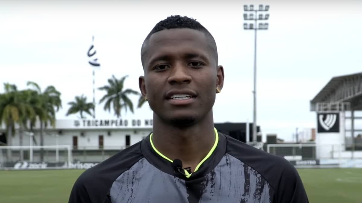 Ex-Cruzeiro, lateral Orejuela é anunciado como reforço do Ceará