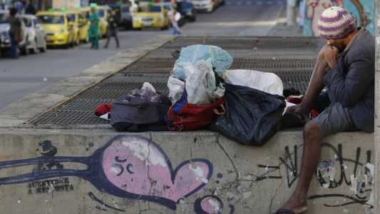 Organizações atendem a moradores em situação de rua