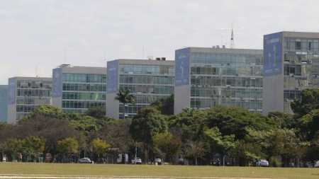 Órgãos públicos terão prazo maior para se adaptarem às novas regras da Lei de Licitações