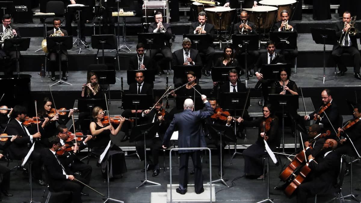 Orquestra Sinfônica de Minas Gerais apresenta concerto inédito de valsas com 'O Lago dos Cisnes'