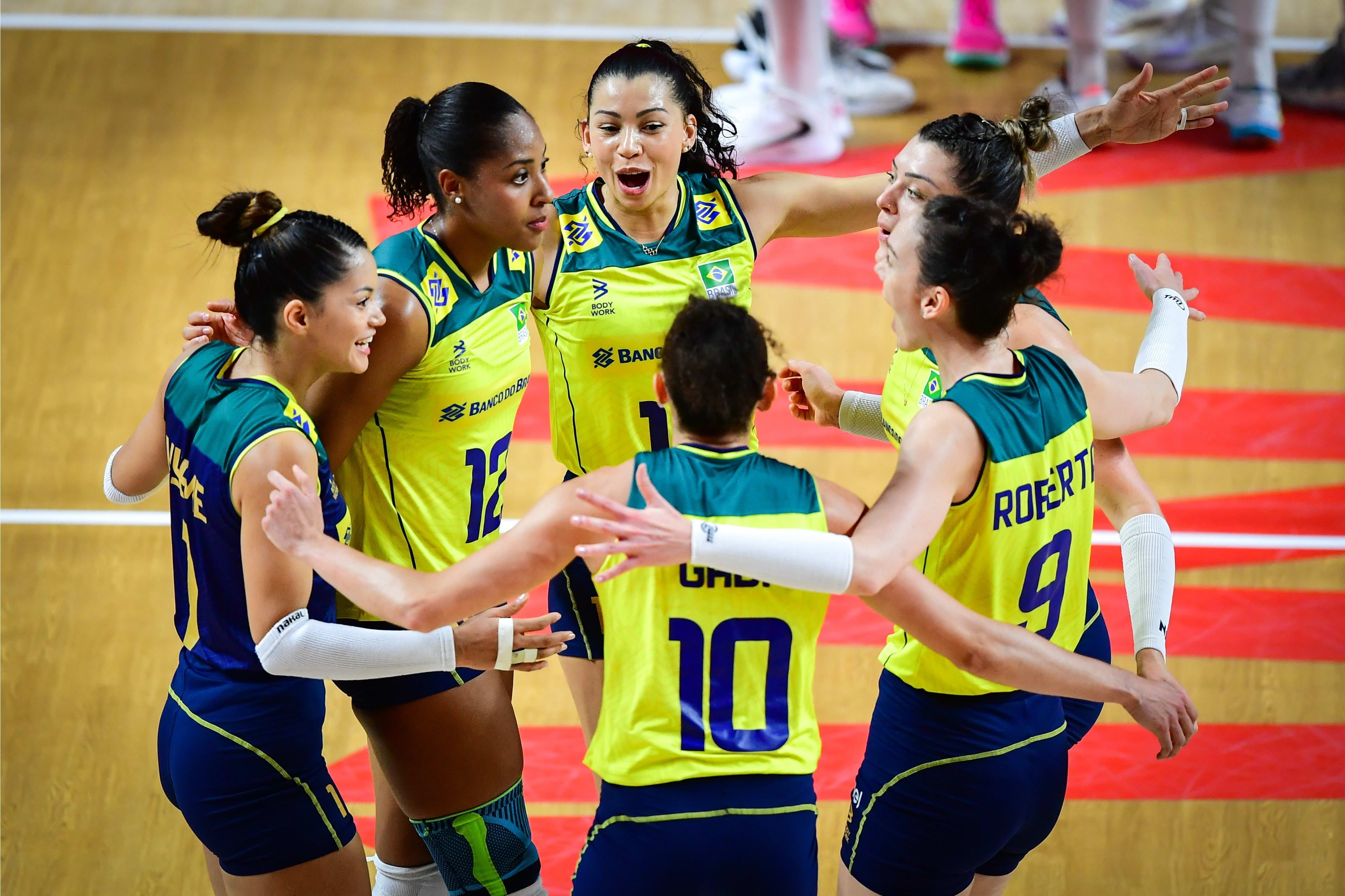 Brasil atropela Turquia pela VNL, emenda 12ª vitória seguida e lidera ranking