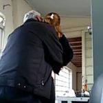 Funcionários de prefeitura são exonerados por fazer sexo e filmar ato no Sul de Minas  