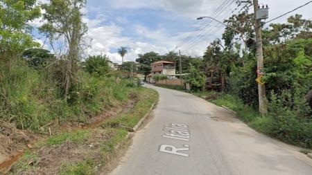 Os dois foram encontrados na rua Itália