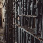 Metade dos presos de centros policiais da Venezuela estão desnutridos, afirma ONG