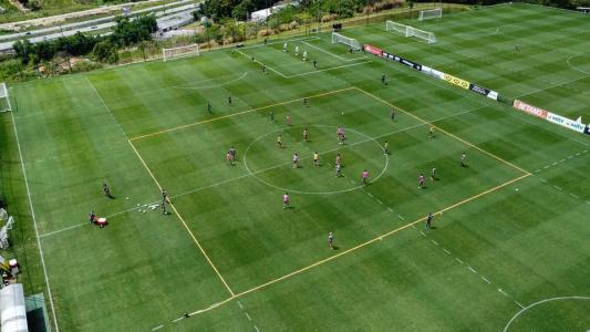 Os jogadores do Atlético treinaram pela manhã na Cidade do Galo