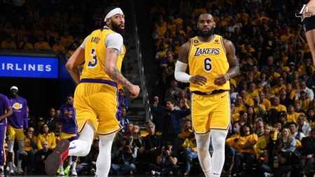 Os Lakers dominaram o garrafão do Golden State Warriors