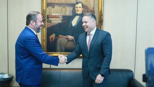 Os ministros Alexandre Silveira e Renan Filho