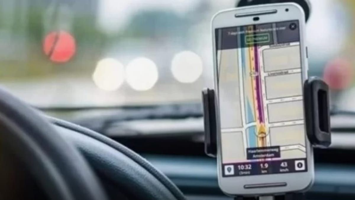 Locadora deve indenizar R$20 mil a motorista de app levado à delegacia por suposto furto de carro em MG