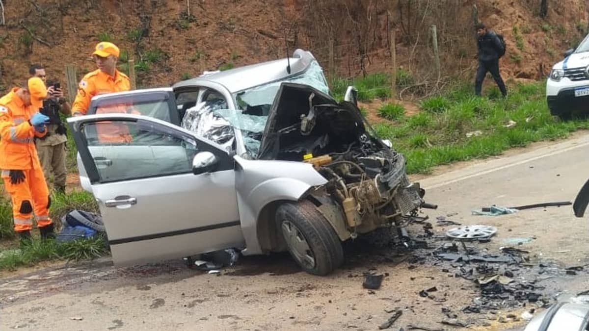 Avós e neta de 15 anos morrem acidente na MG-133, no interior de Minas