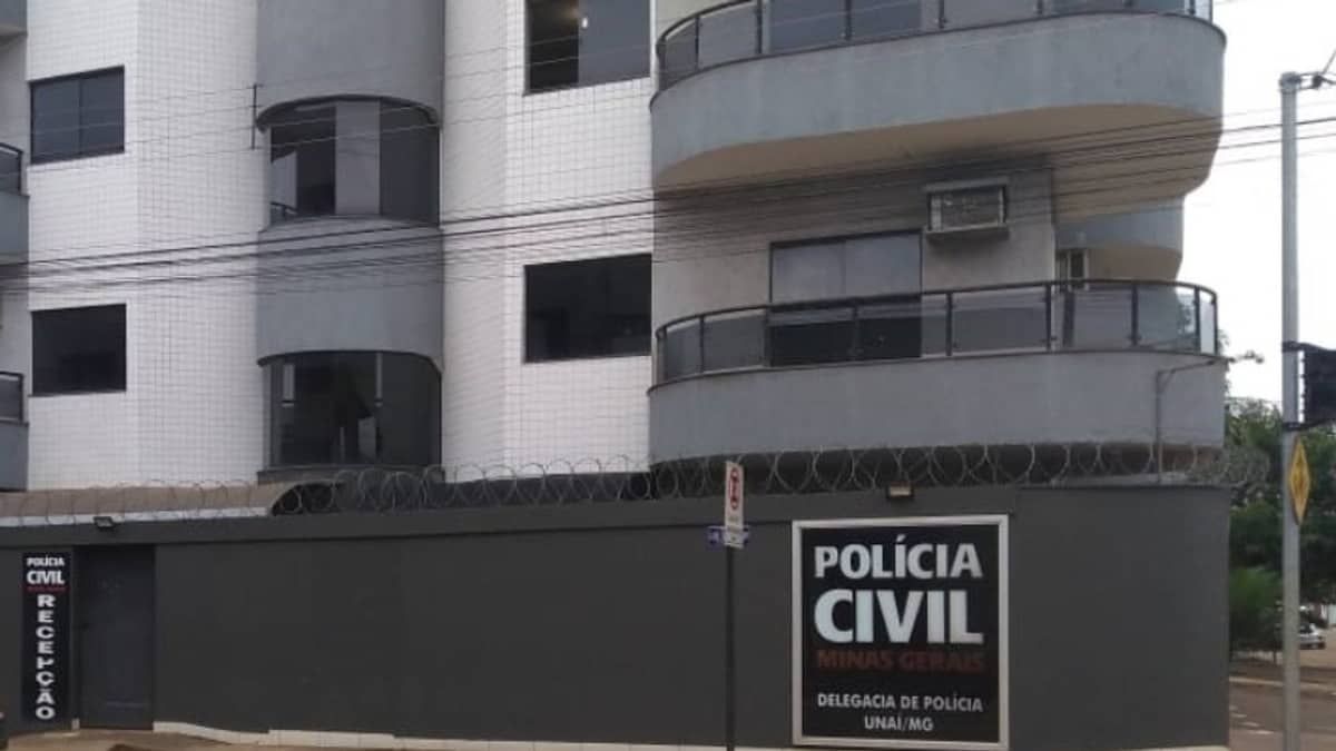 Adolescente chama a polícia para padastro, preso em flagrante por tentativa de feminicídio em Minas Gerais