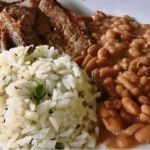 Feijão, arroz e carne voltam ao prato do brasileiro