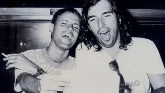 Os roqueiros Cazuza e Lobão foram parceiros de música e de farra nos anos 1980 e estiveram juntos no velório de Júlio Barroso