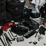 Suspeitos de furtar estepes de carros são presos em Minas