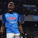 Com golaços, Napoli vence Roma e segue na liderança do Campeonato Italiano