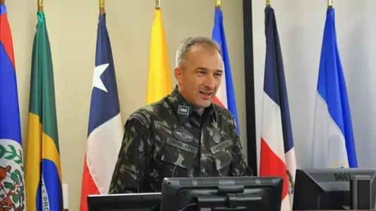 Osmar Crivelatti, que é ex-assessor de Bolsonaro, era aguardado para depor nesta terça-feira (19) na CPMI