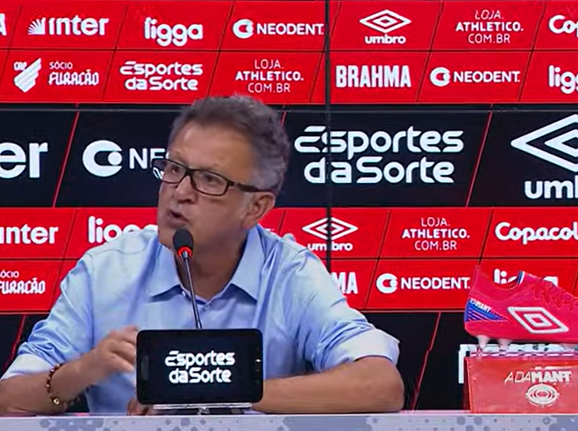 Osorio rebate críticas e pede apoio da torcida do Atheltico após empate no Paranaense