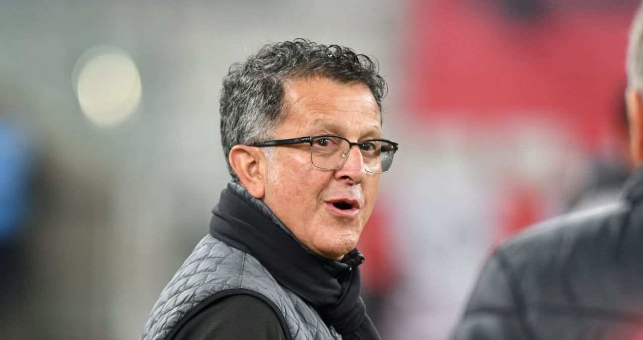 Athletico-PR anuncia a contratação do técnico Juan Carlos Osorio