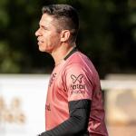 Osvaldo fala de boa forma e mira renovar com o Vitória: 'Não sinto dores'