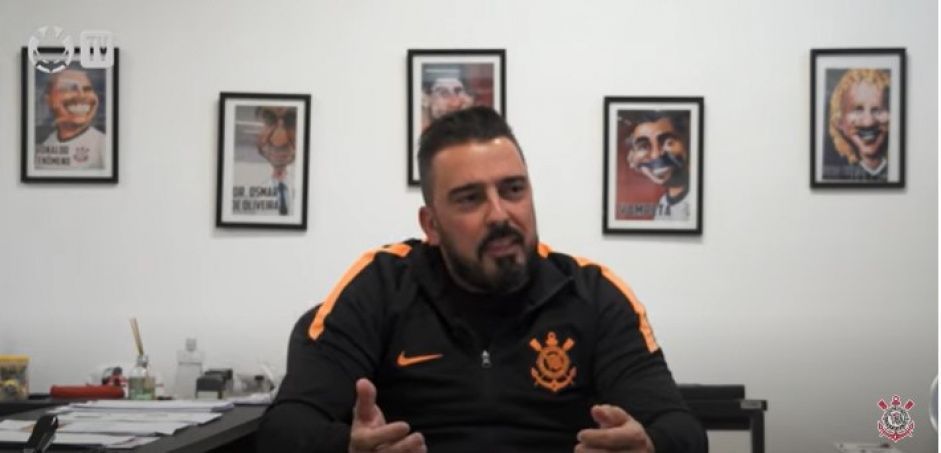 Ex-diretor da base do Corinthians citado em B.O fala sobre espionagem no CT